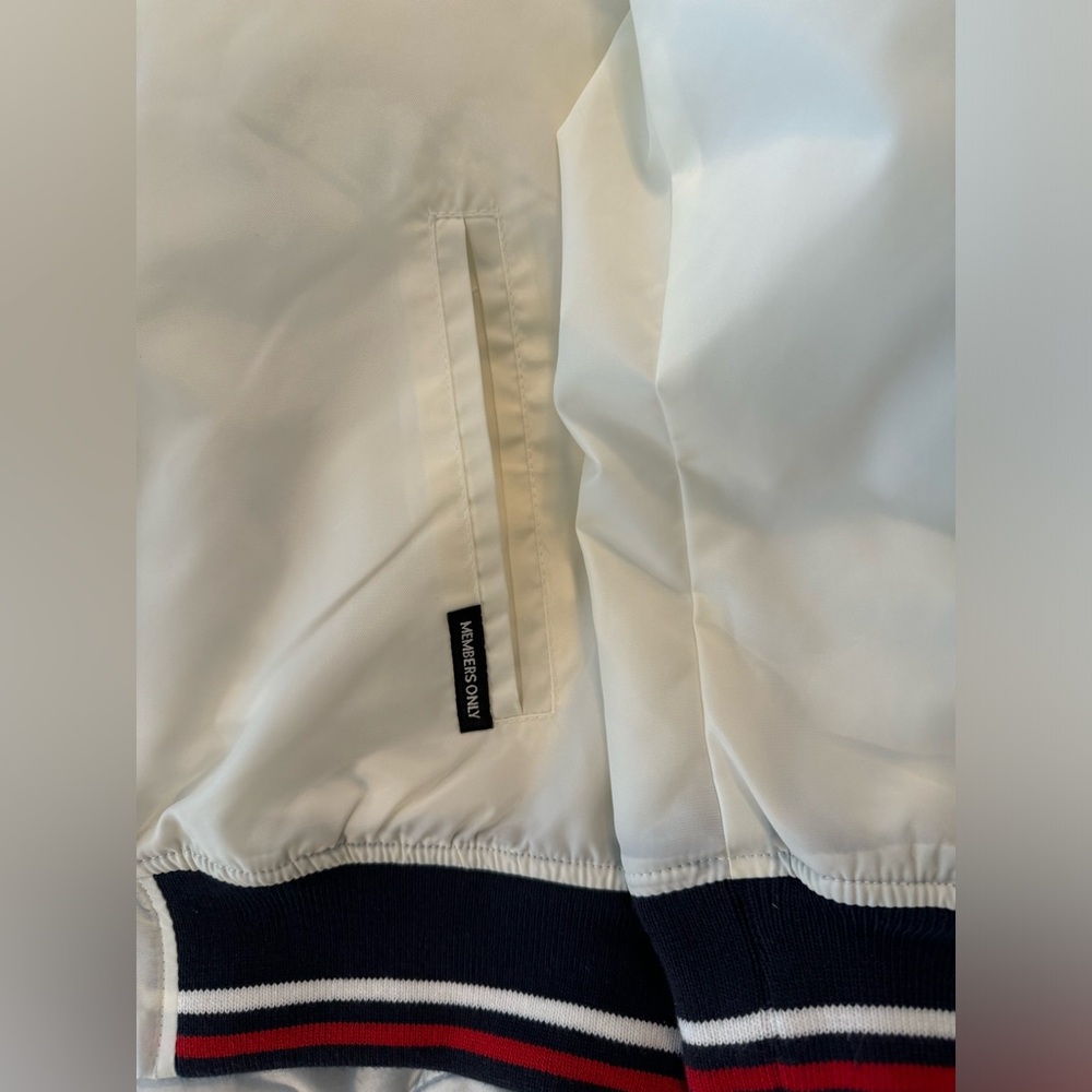 Members Only Nylon Jacket - Size Small - Picture 2 of 9